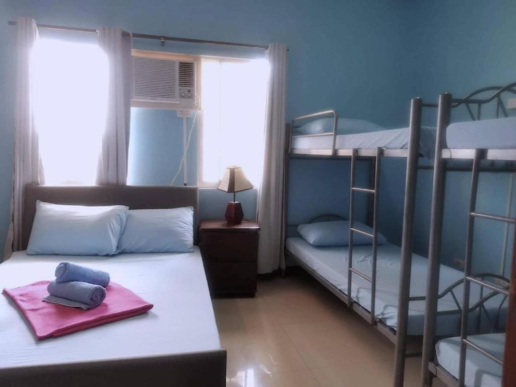 The Stopover Hostel - Mactan Lapu-Lapu City Eksteriør bilde