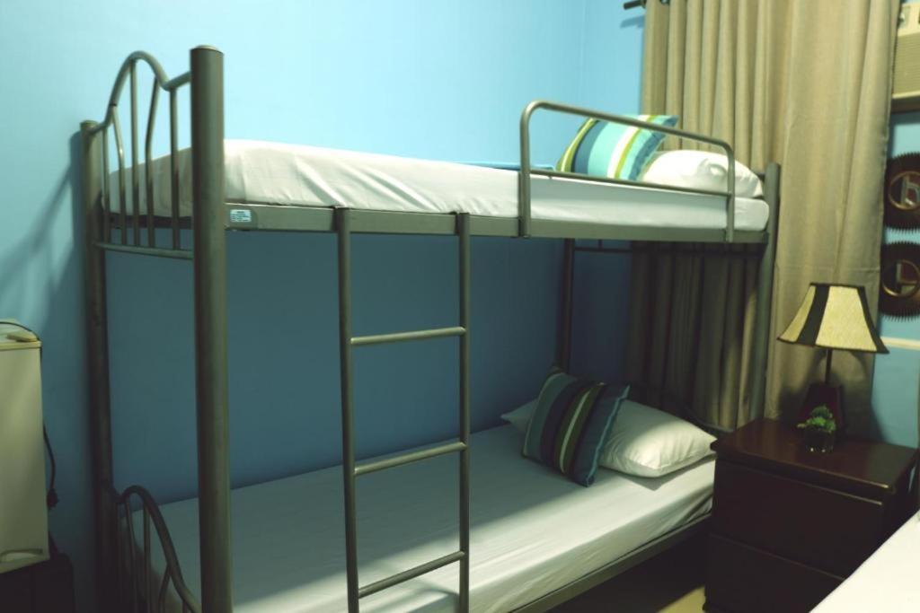 The Stopover Hostel - Mactan Lapu-Lapu City Eksteriør bilde